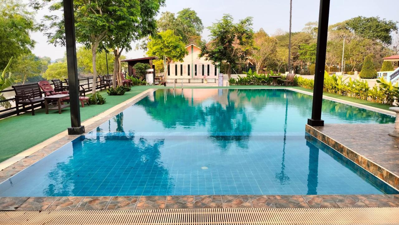 Toh Buk Seng Ayutthaya Hotel Phra Nakhon Si Ayutthaya Exterior foto