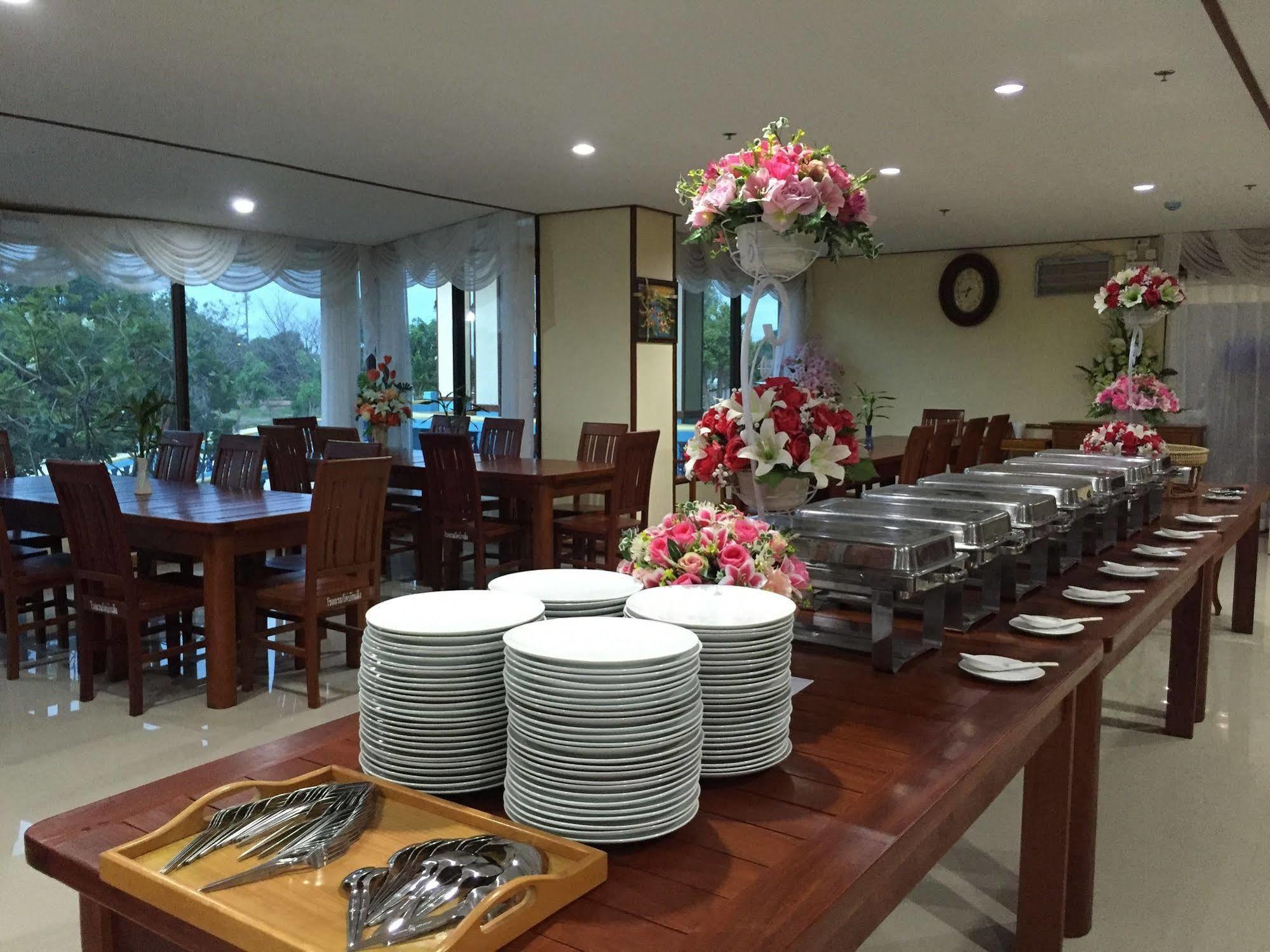 Toh Buk Seng Ayutthaya Hotel Phra Nakhon Si Ayutthaya Exterior foto