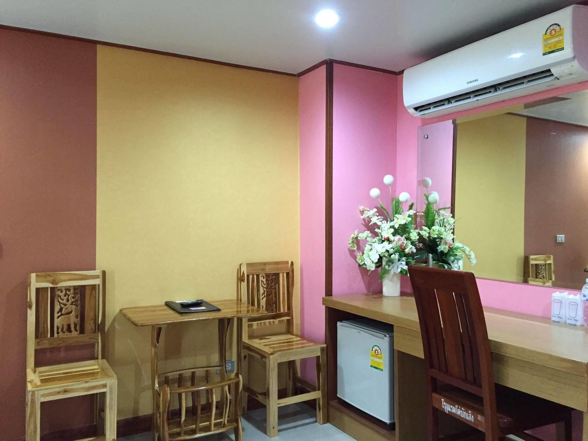 Toh Buk Seng Ayutthaya Hotel Phra Nakhon Si Ayutthaya Exterior foto