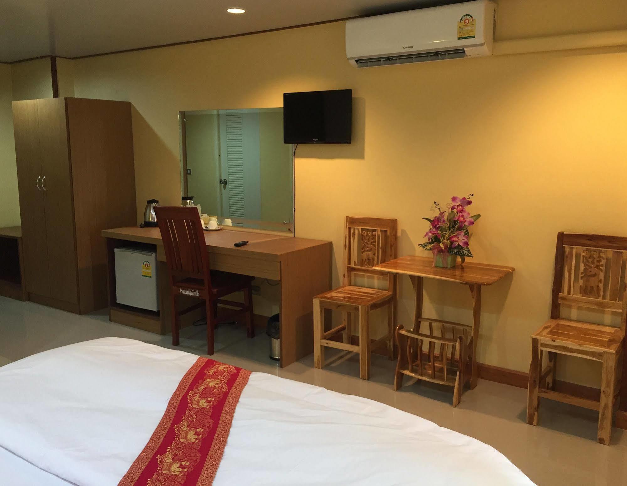 Toh Buk Seng Ayutthaya Hotel Phra Nakhon Si Ayutthaya Exterior foto